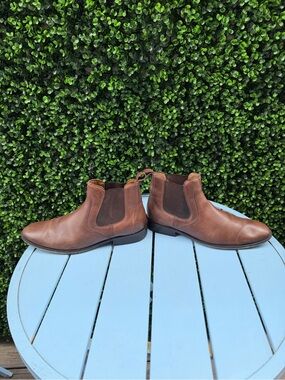 Johnston & Murphy Brown Leather Chelsea Boots